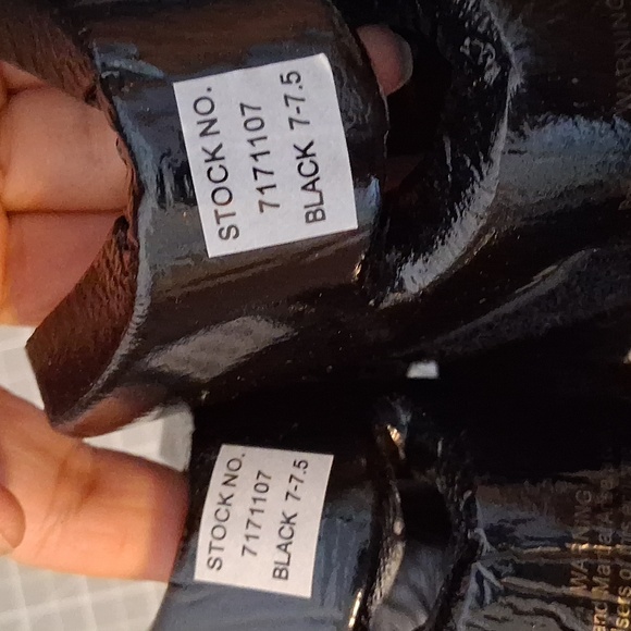 Black Sparring Boots - Picture 11 of 11